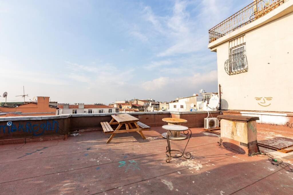 Sincere Istanbul Experience In Galata Area. Apartment Exterior photo